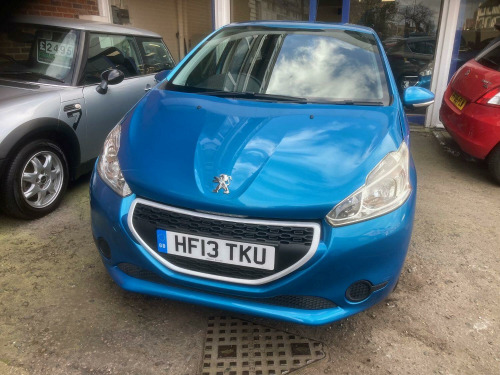 Peugeot 208  1.2 VTi Access+