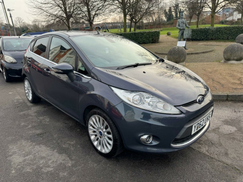 Ford Fiesta  1.4 Titanium 5dr