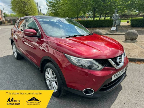 Nissan Qashqai  1.2 DIG-T Acenta Premium 2WD Euro 5 (s/s) 5dr