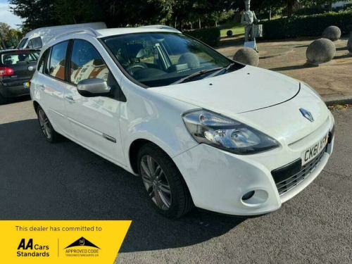 Renault Clio  1.6 VVT Dynamique TomTom Sport Tourer Auto Euro 5 5dr