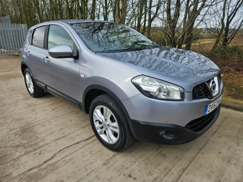 Nissan Qashqai  1.6 Acenta SUV 5dr Petrol Manual 2WD Euro 5 (s/s) 