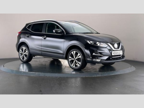 Nissan Qashqai  1.3 DiG-T N-Connecta 5dr