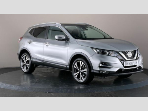 Nissan Qashqai  1.3 DiG-T N-Connecta 5dr