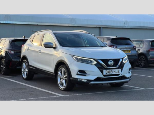 Nissan Qashqai  1.3 DiG-T 160 N-Motion 5dr