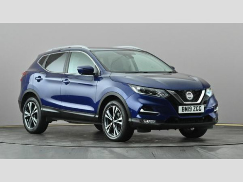 Nissan Qashqai  1.3 DiG-T N-Connecta 5dr