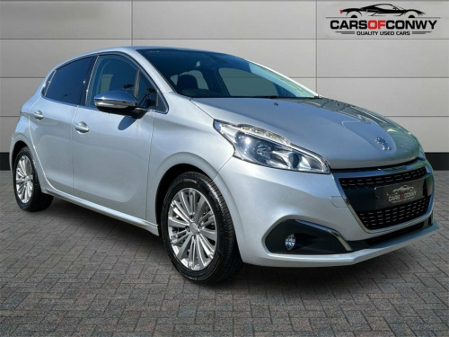 Peugeot 208  1.2 PureTech Allure Hatchback 5dr Petrol Manual Eu