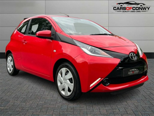 Toyota AYGO  1.0 VVT-i x-play Hatchback 3dr Petrol Manual Euro 