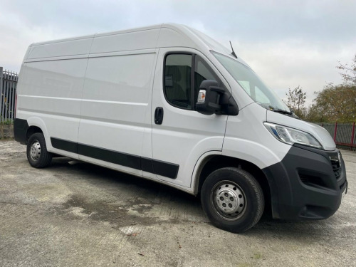 Vauxhall Movano  2.2 CDTi 3500 BiTurbo Dynamic Panel Van 5dr Diesel