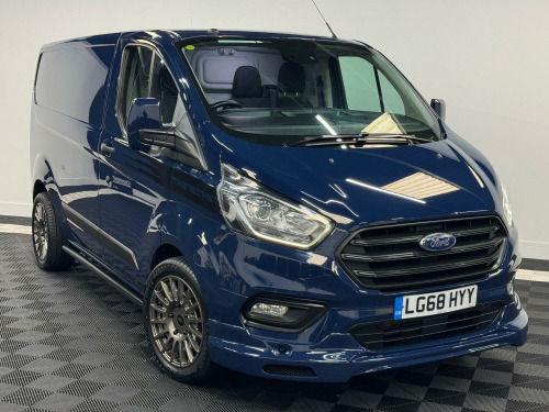 Ford Transit Custom  2.0 320 SWB TREND AIRCON RACKING REVERSE CAM