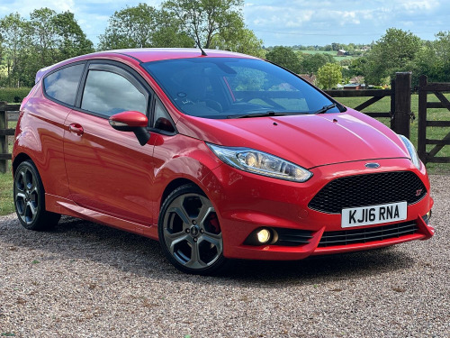 Ford Fiesta  1.6 T EcoBoost ST-3