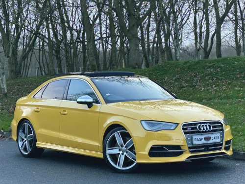 Audi S3  2.0 TFSI Quattro - RARE YELLOW - HUGE SPEC!! 