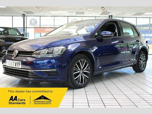 Volkswagen Golf  1.6 TDI SE Nav Hatchback 5dr Diesel DSG Euro 6 (s/