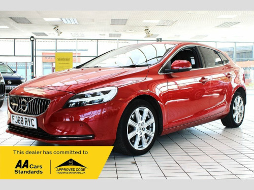 Volvo V40  1.5 T2 GPF Inscription Hatchback 5dr Petrol Auto E
