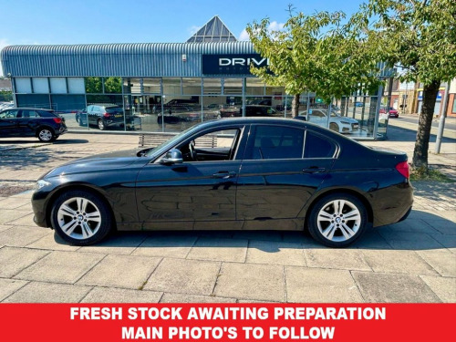 BMW 3 Series  2.0 320d ED Sport Saloon 4dr Diesel Manual Euro 6 