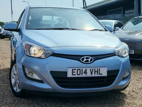 Hyundai i20  1.4 ACTIVE 5d 99 BHP ONLY 8000 MILES FROM NEW RARE