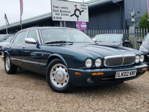 Daimler Sovereign  4.0 V8 Super LWB Saloon 4dr Petrol Automatic (350 