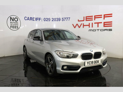 BMW 1 Series  1.5 118i Sport 5dr (SAT NAV, DAB, BLUETOOTH)