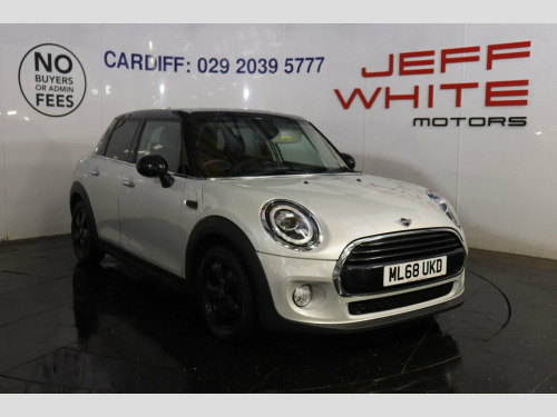 MINI Hatch  1.5 Cooper 5dr (SAT NAV, PRIVACY, BLUETOOTH)