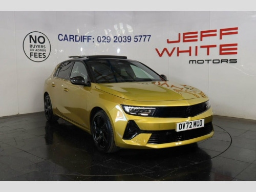 Vauxhall Astra  1.2 Turbo Ultimate 5dr  Auto (PAN ROOF, SAT NAV)