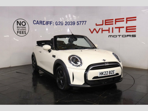MINI Convertible  1.5 Cooper Classic Convertible 2dr Steptronic (APP