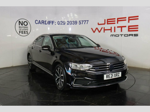 Volkswagen Passat  1.4 TSI 13kWh GTE 4dr DSG (SAT NAV, FULL LEATHER)