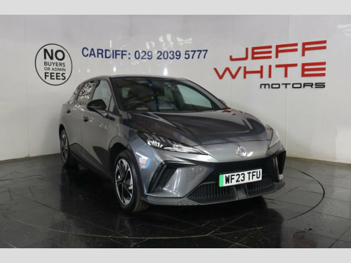 MG MG 4  64kWh SE Long Range 5dr Auto (APPLE CAR PLAY)
