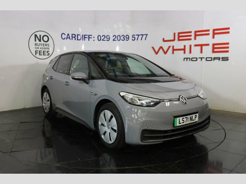Volkswagen ID.3  Pro 58kWh Life 5dr  Auto (APPLE CAR PLAY, CRUISE) 