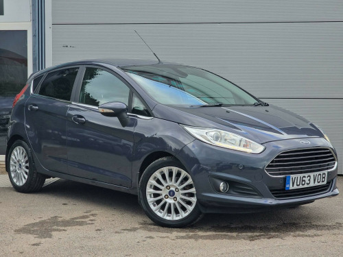 Ford Fiesta  1.0T EcoBoost Titanium Euro 5 (s/s) 5dr