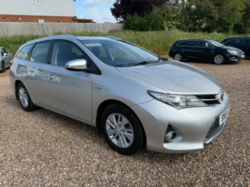 Toyota Auris  1.8 VVT-h Icon Touring Sports CVT Euro 5 (s/s) 5dr