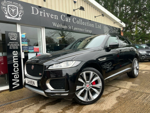 Jaguar F-PACE  3.0 D300 V6 S Auto AWD Euro 6 (s/s) 5dr