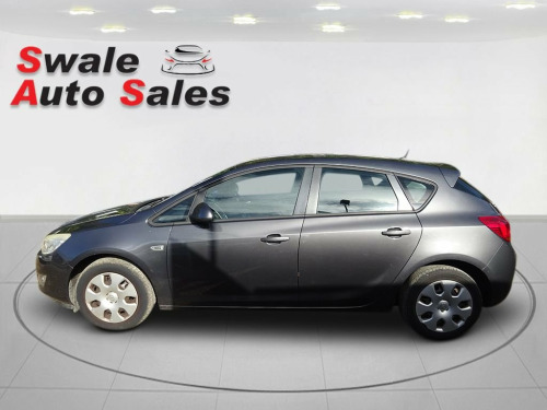 Vauxhall Astra  1.6 16v Exclusiv 5dr Petrol Automatic FOR SALE WIT