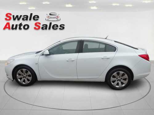 Vauxhall Insignia  2.0 CDTi ecoFLEX SRi Hatchback 5dr Diesel Manual E
