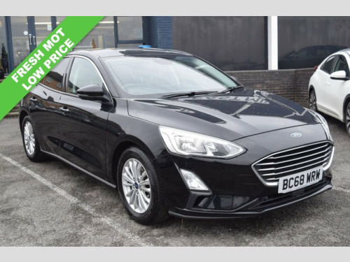 Ford Focus  1.0T EcoBoost Titanium Hatchback 5dr Petrol Manual