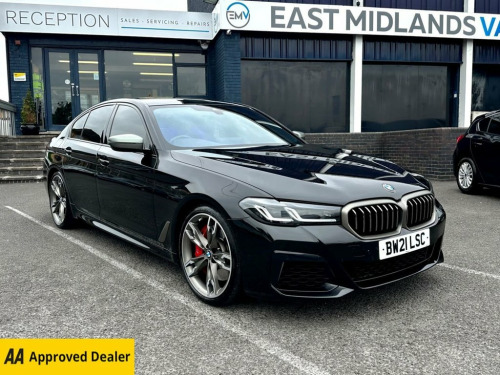 BMW 5 Series M5 4.4 M550i V8 Saloon 4dr Petrol Steptronic xDrive E 