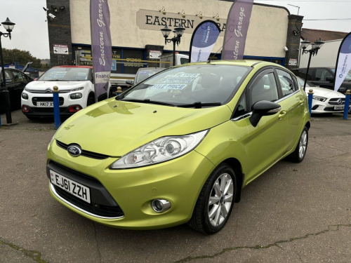 Ford Fiesta  1.4 Zetec Hatchback 5dr Petrol Manual (133 g/km, 9