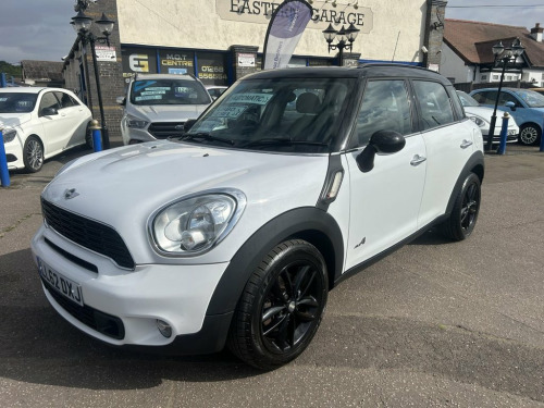 MINI Countryman  2.0 Cooper SD SUV 5dr Diesel Auto ALL4 Euro 5 (143