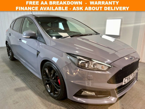 Ford Focus  2.0T EcoBoost ST-3 Hatchback 5dr Petrol Manual Eur