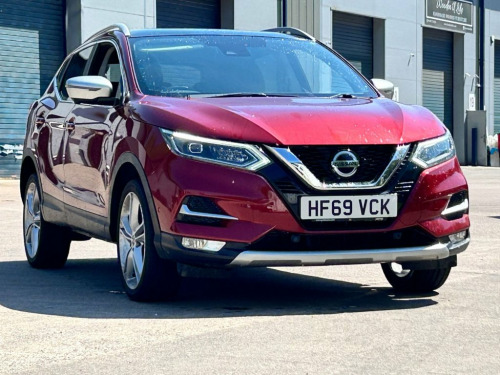 Nissan Qashqai  1.3 DIG-T N-Motion SUV 5dr Petrol Manual Euro 6 (s