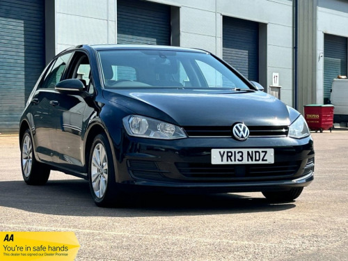 Volkswagen Golf  1.6 TDI BlueMotion Tech SE Hatchback 5dr Diesel Ma