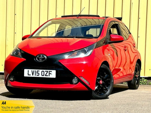 Toyota AYGO  1.0 VVT-i x-pression x-wave 5dr Petrol x-shift Eur