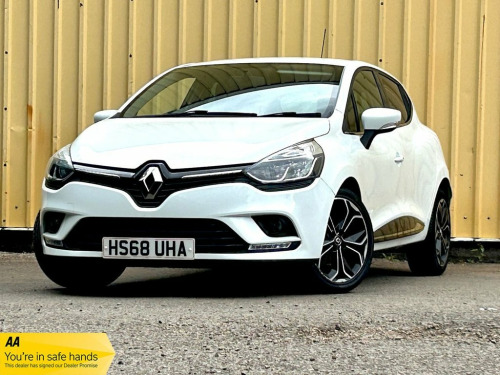 Renault Clio  0.9 TCe Iconic Hatchback 5dr Petrol Manual Euro 6 