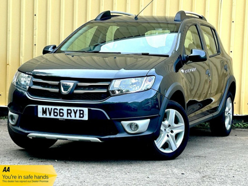 Dacia Sandero Stepway  0.9 TCe Laureate Hatchback 5dr Petrol Manual Euro 