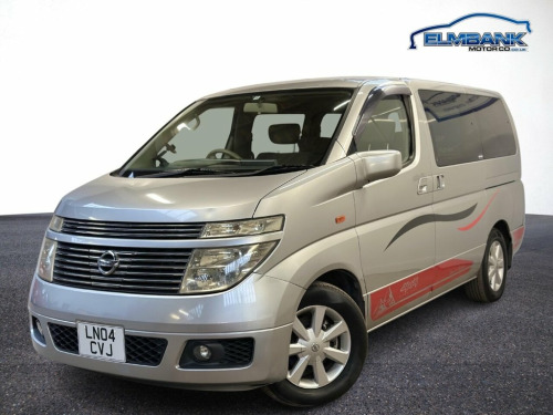 Nissan Elgrand  01