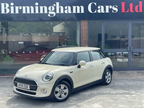 MINI Hatch  1.5 Cooper Classic Euro 6 (s/s) 5dr