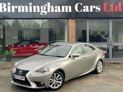 Lexus IS  2.5 300h Luxury E-CVT Euro 5 (s/s) 4dr 