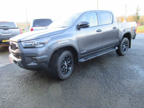 Toyota Hi-Lux  HI-LUX 2.8 D-4D Invincible X Pickup