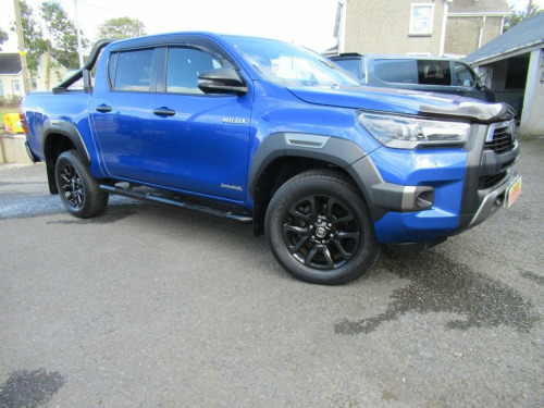 Toyota Hi-Lux  2.8 D-4D Invincible X Pickup D/C 4dr Diesel Auto 4