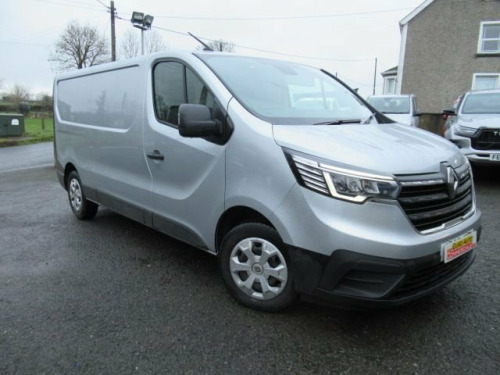 Renault Trafic  2.0 dCi Blue LL30 Business Panel Van 5dr Diesel Ma 