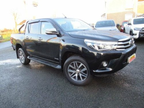 Toyota Hi-Lux  2.4 D-4D Invincible Pickup Double Cab 4dr Diesel M 