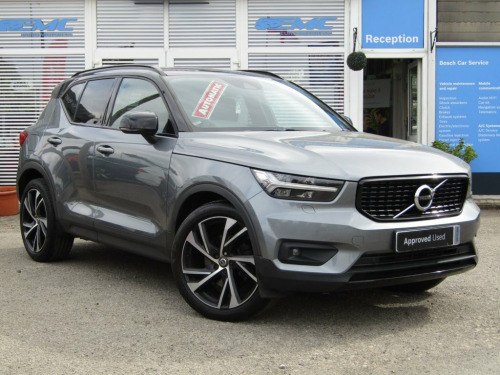 Volvo XC40  2.0 D4 R-Design Pro SUV 5dr Diesel Auto AWD Euro 6